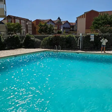 Apartment Vue Panoramique Sur Bassin,piscine Et Terrasse