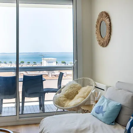 Vue Panoramique Sur Bassin,piscine Et Terrasse 阿卡雄
