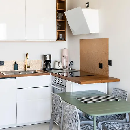 Apartment Vue Panoramique Sur Bassin,piscine Et Terrasse