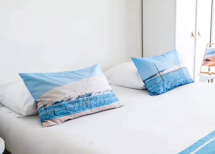 Vue Panoramique Sur Bassin,piscine Et Terrasse Lägenhet *