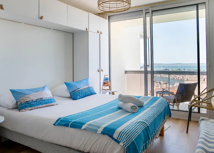 Lägenhet Vue Panoramique Sur Bassin,piscine Et Terrasse